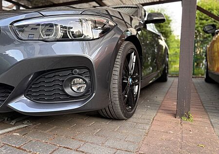 BMW 120i Edition M Sport Shadow A Edition M Spor...