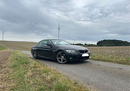 BMW 330i Cabrio -