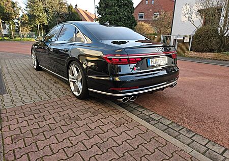 Audi S8 TFSI quattro tiptronic Garantie