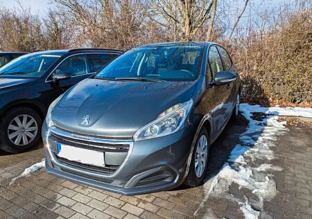 Peugeot 208 1.2 Active PureTech 82 Active,Zahnriemen neu