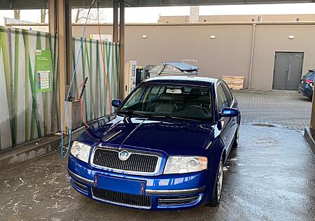 Skoda Superb 1.8 T Elegance