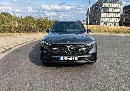 Mercedes-Benz GLC 300 4MATIC-AMG-LINE, DIGITAL LIGHT