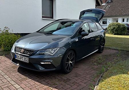 Seat Leon 2.0 TSI 4Drive ST CUPRA (Vollausstattung)