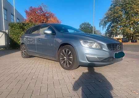 Volvo V60 D4 AWD Geartronic Kinetic Kinetic