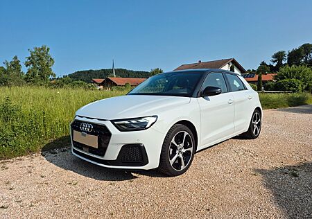 Audi A1 30 TFSI S tronic advanced Sportback advanced