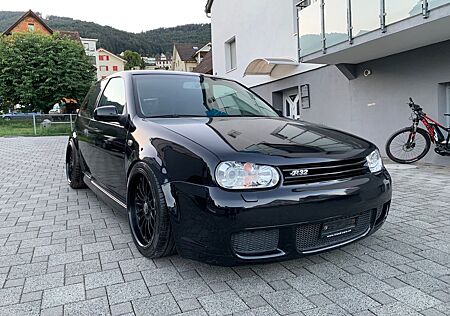 VW Golf Volkswagen 3.2 R32 4motion