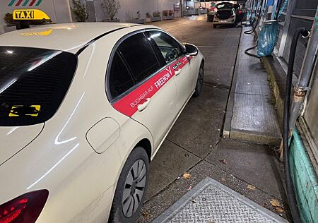 Mercedes-Benz E 200 d Autom. -