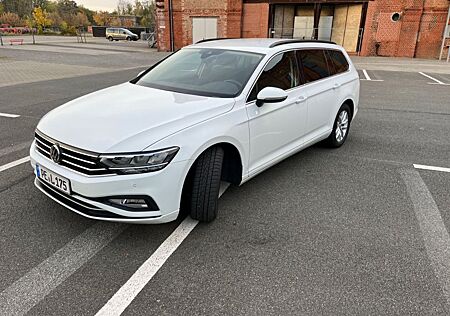 VW Passat Variant Volkswagen 1.5 TSI OPF DSG Business