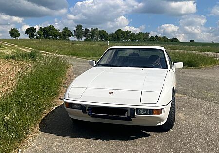 Porsche 924