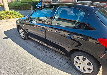 Peugeot 206 1.1 60 -