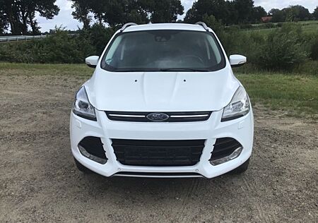 Ford Kuga 2,0 TDCi 4x4 132kW Titanium PowerShift ..