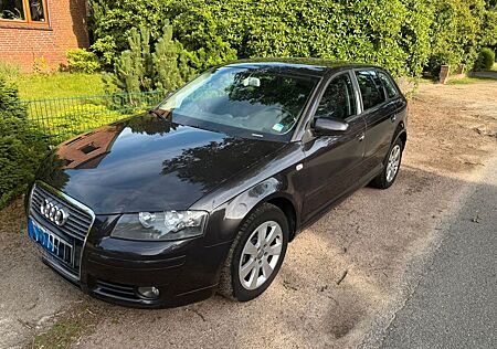 Audi A3 1.6 FSI Ambiente Sportback Ambiente