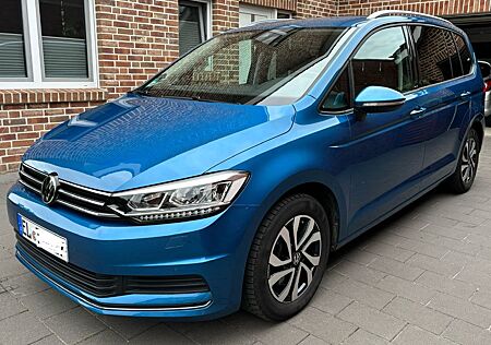 VW Touran Volkswagen Touran1.5TSI 7Sitz ACC SZH Garantie LED APP NAV