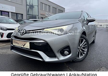 Toyota Avensis T Sports Business Edition AHK NAVI PANO