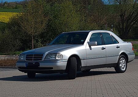 Mercedes-Benz C 180 ELEGANCE Elegance
