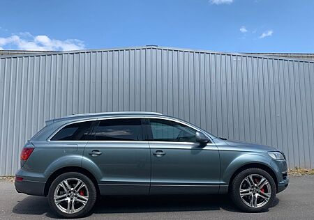 Audi Q7 3.0 TDI (DPF) quattro tiptronic - Scheckheft