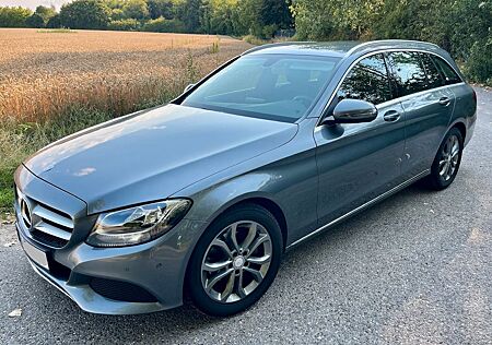 Mercedes-Benz C 180 T Avantgarde Automatik Navi Tempo PDC SHZ