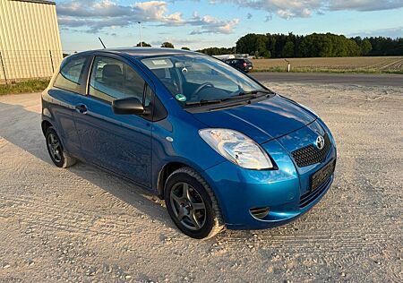 Toyota Yaris 1,0-l-VVT-i -