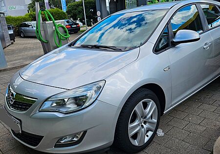 Opel Astra 1.4 Turbo 103kW
