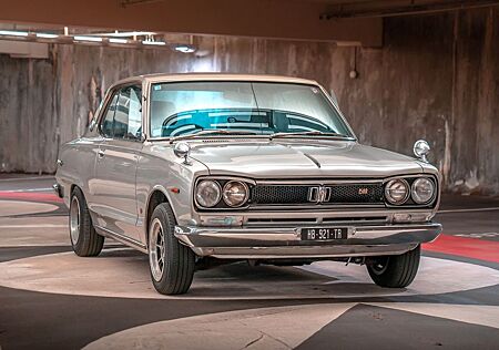 Nissan Skyline Coupe Hakosuka RWD french registration