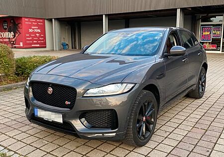 Jaguar F-Pace 30d AWD First Edition - Top Ausstattung