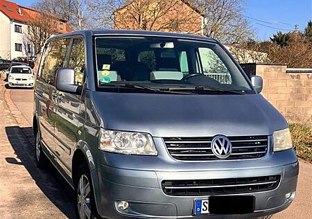 VW T5 Multivan Volkswagen Camper