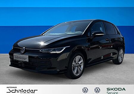 VW Golf Volkswagen 8 1.5 eTSI Life DSG AHK Rear View