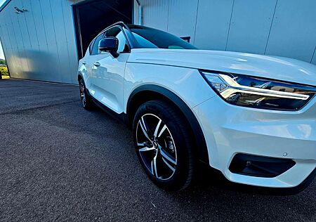 Volvo XC 40 XC40 D4 AWD R Design Geartronic R Design