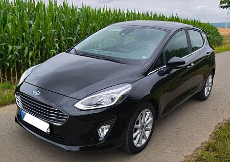 Ford Fiesta Titanium 101PS Rückfahrk. NAV
