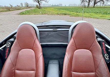 Mazda MX-5 gebraucht kaufen Mazda MX-5 1.6 16V 1.6