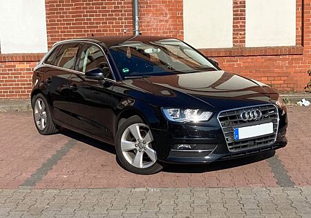 Audi A3 1.4TFSI ultra Ambient Sportback TÜV 5/2027