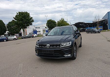 VW Tiguan Volkswagen Sound 4Motion 2,0TDI LED NAVI PANO