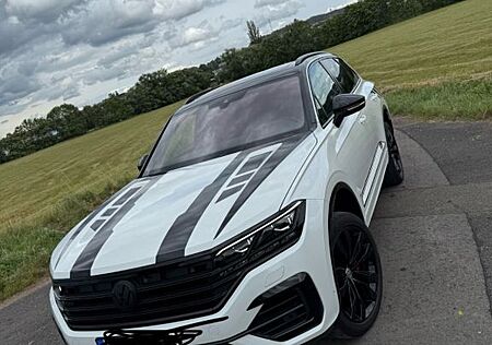 VW Touareg Volkswagen 3.0 V6 TDI 210kW 4MOT Tiptr. R-Line ...