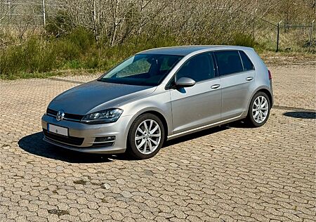VW Golf Volkswagen Highline 1.4 TSI Alcantara,SHZ, AHK - TOP!