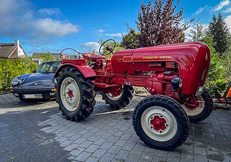 Porsche Junior Diesel 108 Traktor