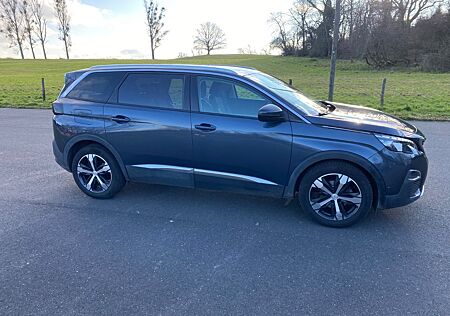 Peugeot 5008 BlueHDI/7 Sitzen/Navi/LED/SpurAssist