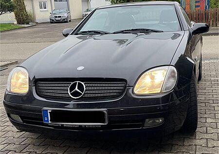 Mercedes-Benz SLK 200 -
