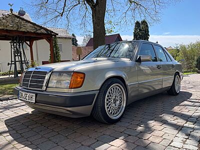 Mercedes-Benz E 260+Scheckheft+Klima+H-Zulassung+evtl. Tausch