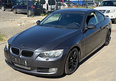 BMW 325i 325 Baureihe 3 Coupe /LPG(GAS) -BENZIN/XENON