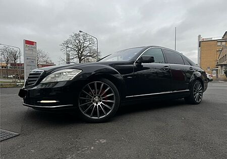 Mercedes-Benz S 400 S400 Hybrid (AMG) H/K7 Massage DynamicSitze +++