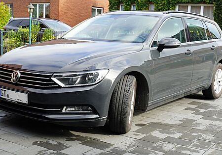VW Passat Variant gebraucht kaufen VW Passat Variant Volkswagen Passat 2.0 TDI DSG Comfortline, Zahnriemen neu