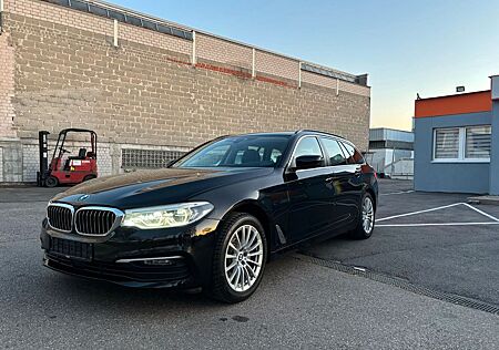 BMW 520 d VOLL LEDER HUD KAMERA HARMAN KARDON LED
