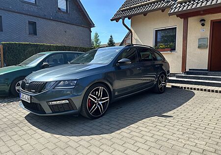 Skoda Octavia 2.0 TSI DSG RS 245 Combi RS