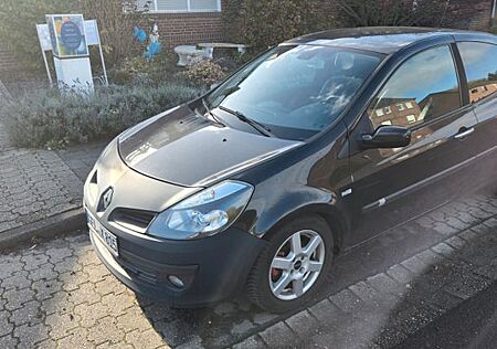 Renault Clio Extreme 1.2 16V TCE Eco2 Extreme