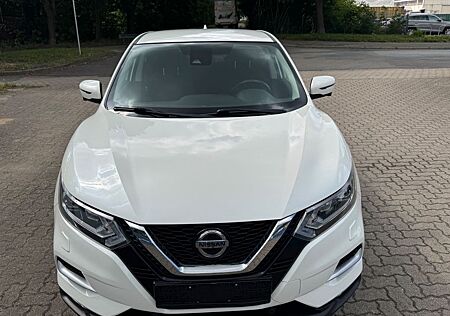 Nissan Qashqai N-Connecta*360°*Navi.*AHK*