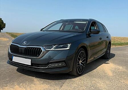Skoda Octavia 1.4 TSI iV DSG STYLE COMBI STYLE