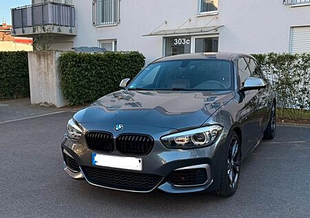 BMW 140 M140i Special Edition - 1.Hand, Navi Prof, H&K