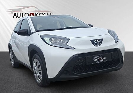 Toyota Aygo (X) AYGO 1,0 l Play 5 M/T Apple CarPlay Andro