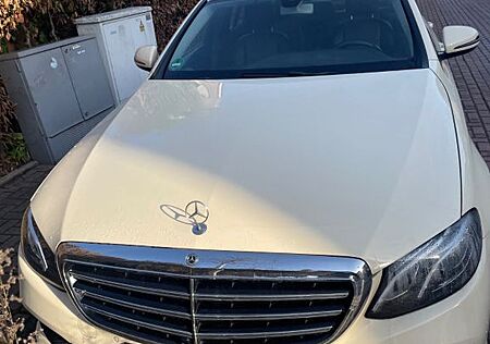 Mercedes-Benz E 200 d Autom. -
