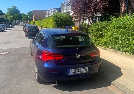 BMW 118i -